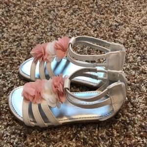 Seychelles Shoes - Super cute gladiators! Pink and white! Seychelles Shoes - Super cute gladiators! Pink and white!